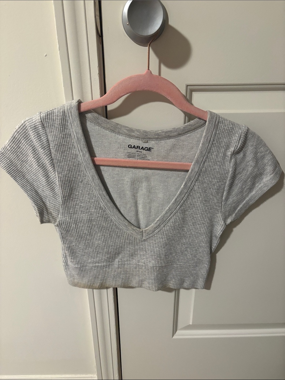 Garage Ribbed V-Neck Gray Cropped Tee